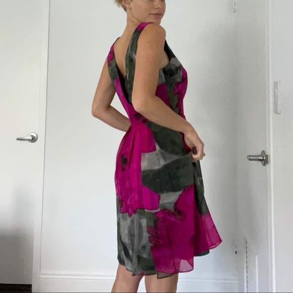 Trina Turk Cupcake Dress Size 4 - Picture 2 of 4